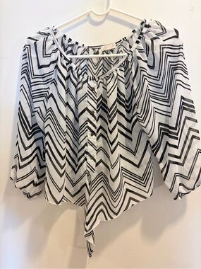 L8teR Black & White Chevron Peasant Blouse